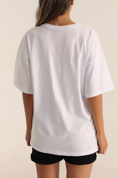 Beyaz Oversize Nakışlı Bayan Tişört 192569