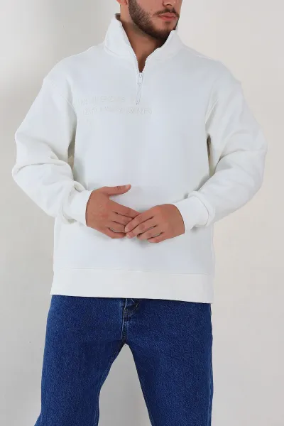 Beyaz Oversize Üç İp Şardonlu Nakış Yazı Detaylı Yarım Fermuar Erkek Sweatshirt 306940