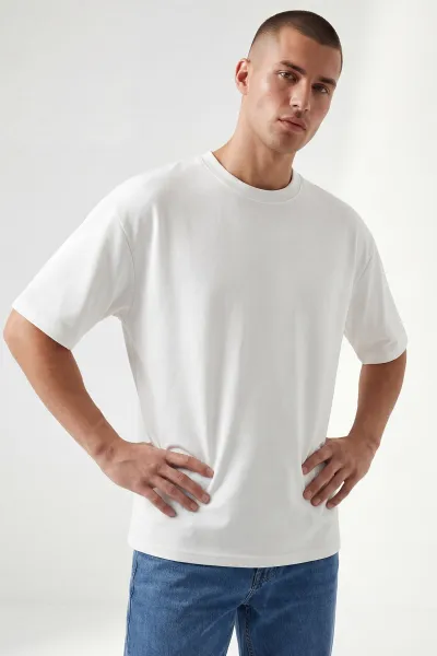 Beyaz Oysho Kumaş Oversize Bisiklet Yaka Erkek Tişört 438917