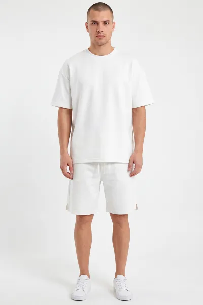 Beyaz Oysho Kumaş Oversize Erkek Şortlu Takım 467618