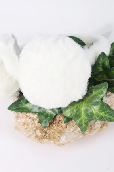 Beyaz Peluş Kulaklık 410735
