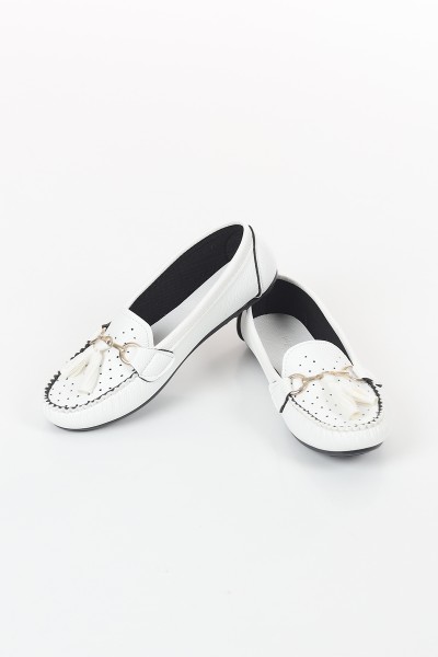 Beyaz Püskül Detay Kadın Babet Ayakkabı 120621