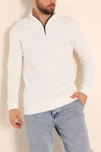 Beyaz Rahat Kalıp Örgü Dokulu Yarım Fermuar Sweatshirt 228825