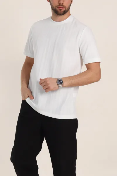beyaz-regular-fit-cizgi-dokulu-basic-erkek-tisort-348084