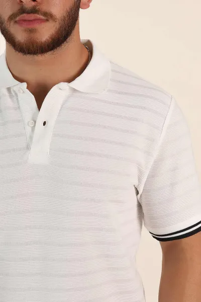 Beyaz Regular Fit Çizgi Dokulu Fermuarlı Polo Yaka Erkek Triko Tişört 370067
