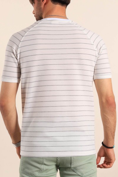 Beyaz Regular Fit Çizgili Kabartma Yazılı Erkek Tişört 187541