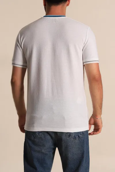 Beyaz Regular Fit Çizgili Yaka Detaylı Erkek Tişört 277157