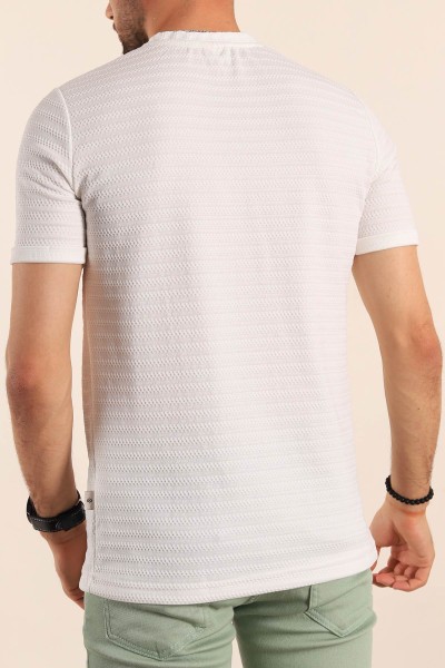 Beyaz Regular Fit Dokulu Erkek Tişört 187556