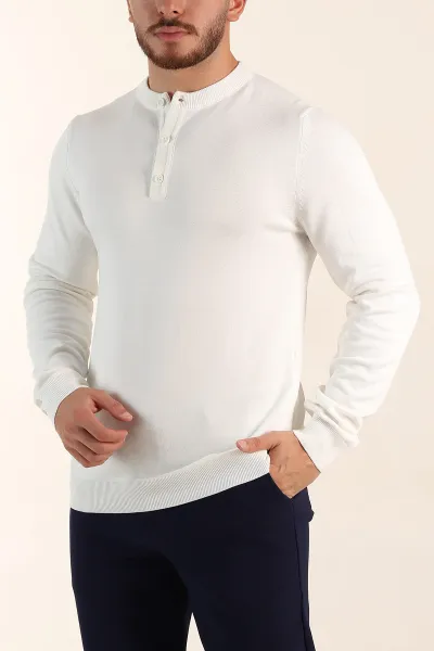 Beyaz Regular Fit Düğmeli Yaka Uzun Kollu Triko 393308