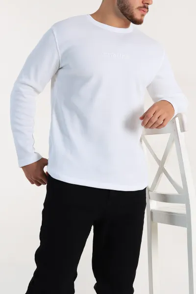 beyaz-regular-fit-kabartma-baskili-erkek-sweatshirt-303422