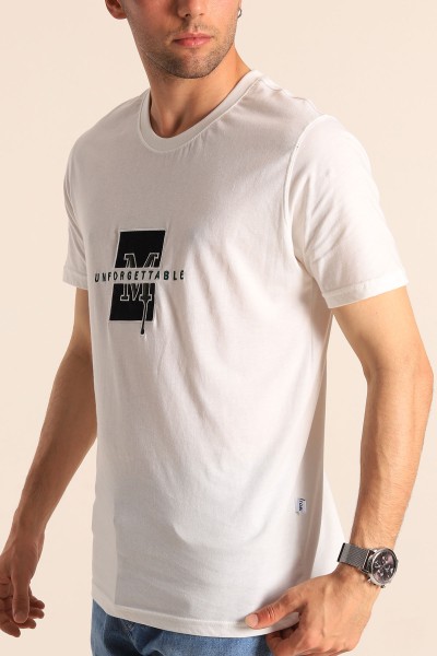 Beyaz Regular Fit Logo Detay Erkek Tişört 182205