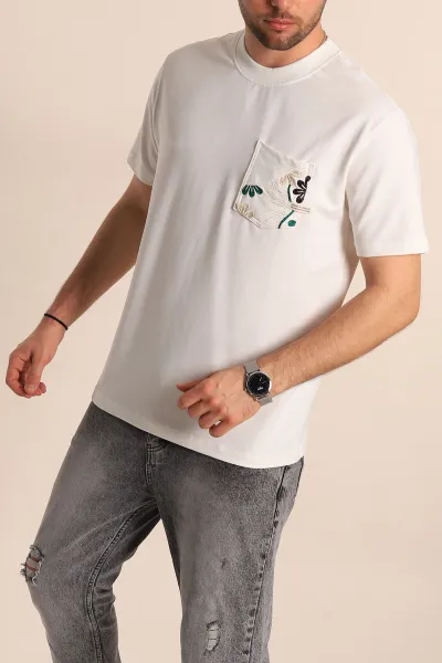 Beyaz Regular Fit Nakışlı Cep Detaylı Erkek Tişört 270646