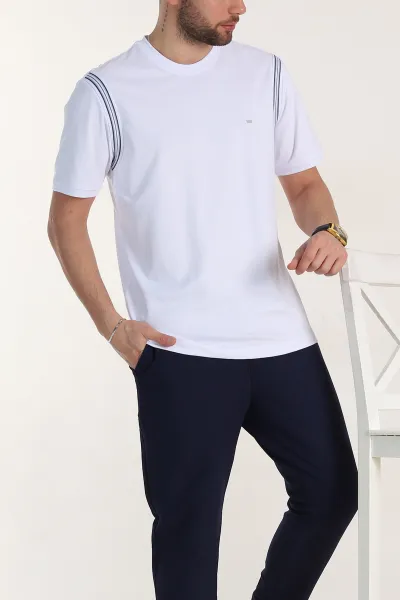beyaz-regular-fit-omuz-serit-detayli-basic-erkek-tisort-338467
