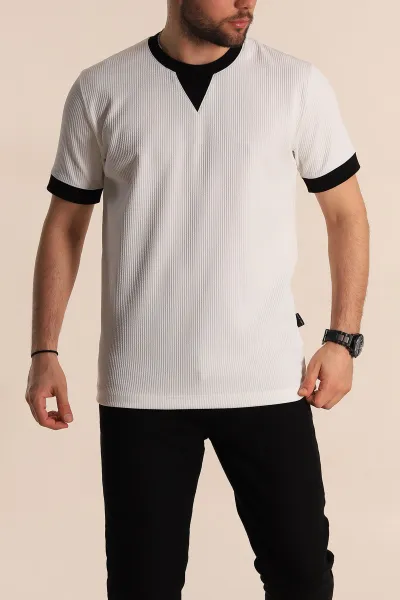 Beyaz Regular Fit Yaka Detaylı Erkek Tişört 268641