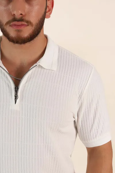 Beyaz Relaxed Fit Çizgi Detaylı Fermuarlı Polo Yaka Erkek Tişört 370331