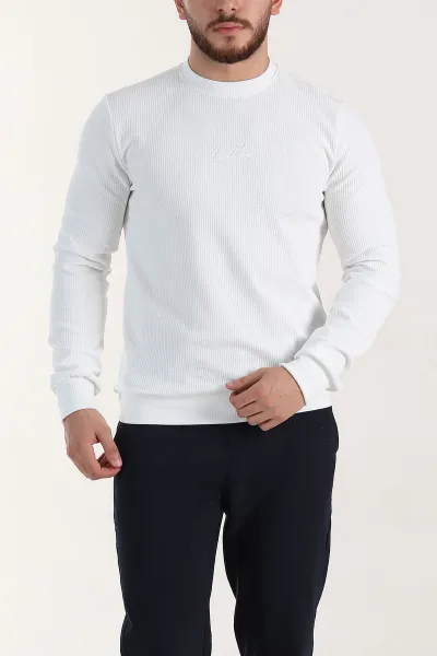 Beyaz Relaxed Fit Dokulu Kabartma Yazı Detaylı Erkek Sweatshirt 398548