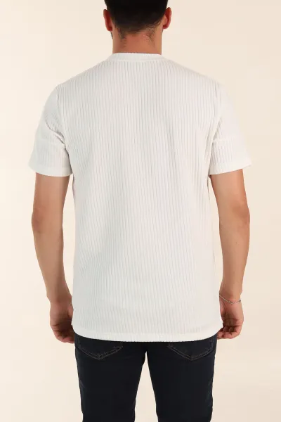Beyaz Relaxed Fit Dokulu Yazı Detaylı Erkek Tişört 370311