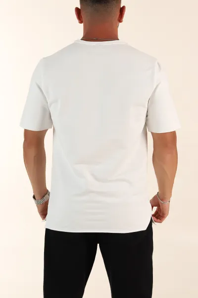 Beyaz Relaxed Fit İki İp Yırtık Yaka Detaylı Basic Erkek Tişört 347590