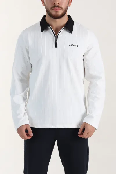 Beyaz Relaxed Fit Jakarlı Kumaş Yazı Detay Polo Yaka Erkek Sweatshirt 399380