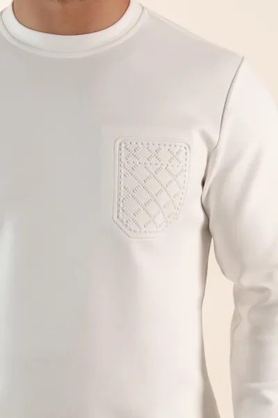 Beyaz Relaxed Fit Oysho Kumaş Kabartma Detaylı Erkek Sweatshirt 393282