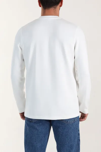 Beyaz Relaxed Fit Oysho Kumaş Nakışlı Yazı Detay Erkek Sweatshirt 399396