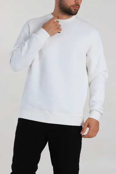Beyaz Relaxed Fit Üç İp Şardonlu Kol Detaylı Erkek Sweatshirt 309957