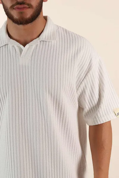 Beyaz Relaxed Fit Waffle Dokulu Patlı Polo Yaka Erkek Tişört 370299