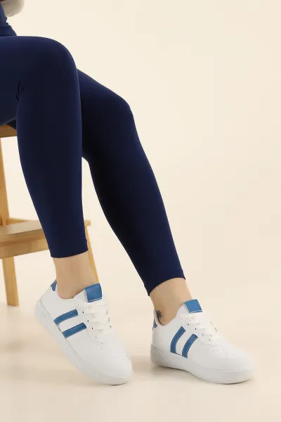 Beyaz Saks Mavisi Çizgili Bağcıklı Kadın Spor Ayakkabı 319714