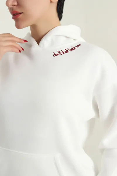 Beyaz Şardonlu Nakışlı Kadın Sweat 417933