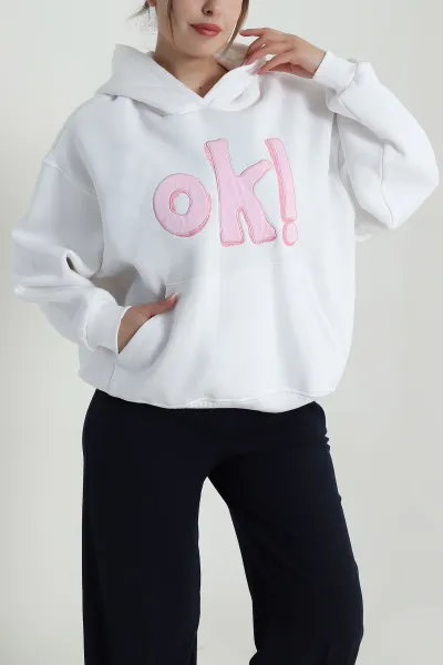 Beyaz Şardonlu Üç İp Nakışlı Kadın Sweat 486719