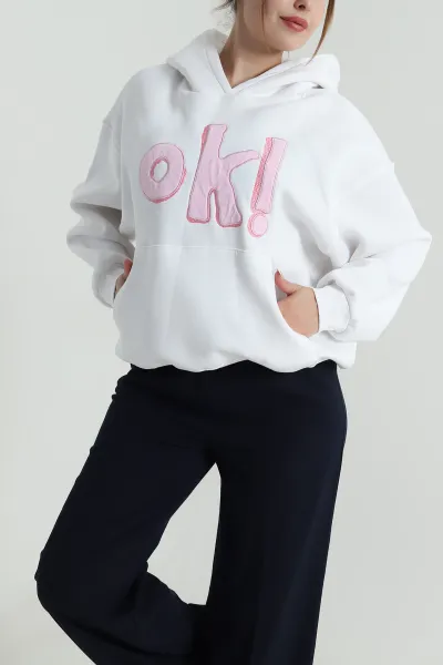 Beyaz Şardonlu Üç İp Nakışlı Kadın Sweat 486719