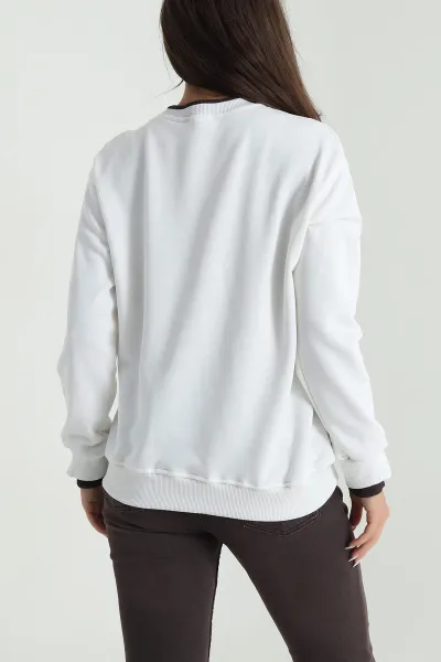 Beyaz Şardonsuz Üç İp Nakışlı Kadın Sweat 489978
