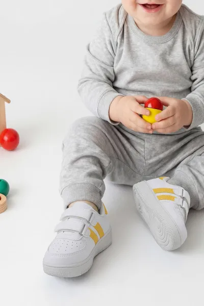 beyaz-sari-22-25-cirtli-kiz-bebek-spor-ayakkabi-445498