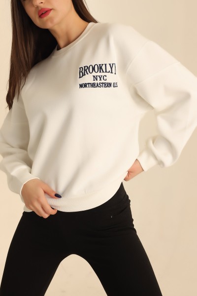 Beyaz Sırtı Fermuarlı Şardonlu Sweat 216650