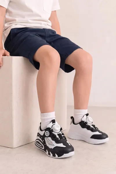 Beyaz Siyah ( 26 - 30 ) Akıllı Bağcıklı Erkek Çocuk Spor Ayakkabı 490386