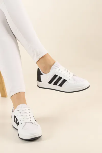 Beyaz Siyah Çizgili Fileli Bağcıklı Spor Ayakkabı 272826