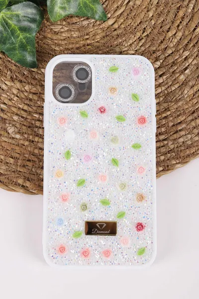 Beyaz TeknoCase İPhone 11 Uyumlu Rose Diamond Case Serisi Gül Desenli Lens Hediyeli Sert Silikon Telefon Kılıfı 450120