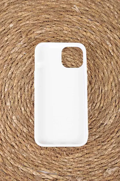Beyaz TeknoCase İPhone 13 Uyumlu Dlr Diamond Case Serisi Lens Hediyeli Premium Sert Silikon Telefon Kılıfı 430349
