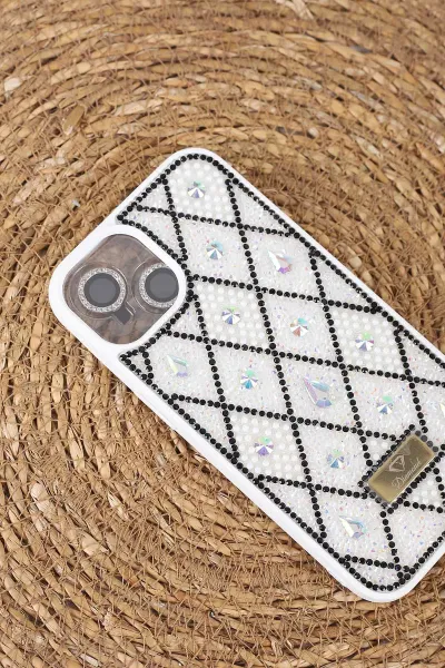 Beyaz TeknoCase İPhone 13 Uyumlu Dlr Diamond Case Serisi Lens Hediyeli Premium Sert Silikon Telefon Kılıfı 430349