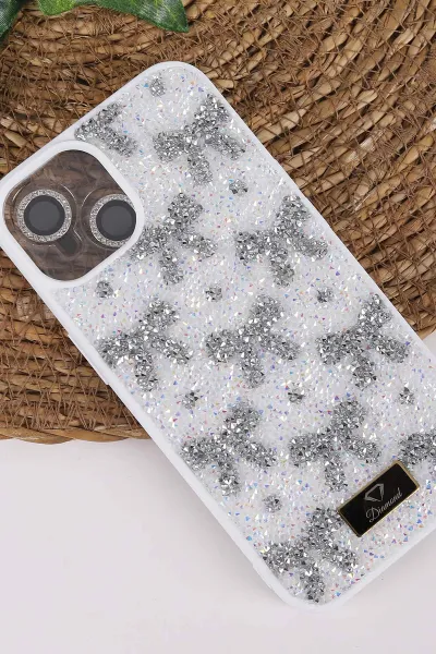 Beyaz TeknoCase İPhone 13 Uyumlu Perfect Diamond Case Serisi Taşlı Lens Hediyeli Sert Silikon Telefon Kılıfı 450077