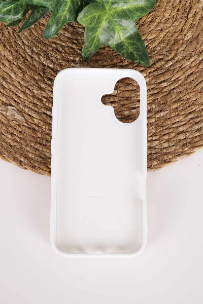 Beyaz TeknoCase İPhone 16 Uyumlu Nelly Diamond Serisi Taşlı Lens Hediyeli Sert Silikon Telefon Kılıfı 480949