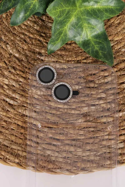 Beyaz TeknoCase İPhone 16 Uyumlu Nelly Diamond Serisi Taşlı Lens Hediyeli Sert Silikon Telefon Kılıfı 480949