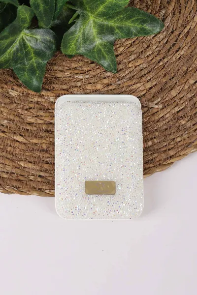Beyaz TeknoCase İPhone 16E Uyumlu Viola Diamond Case Serisi Kartlıklı Lens Hediyeli Sert Silikon Telefon Kılıfı 430855