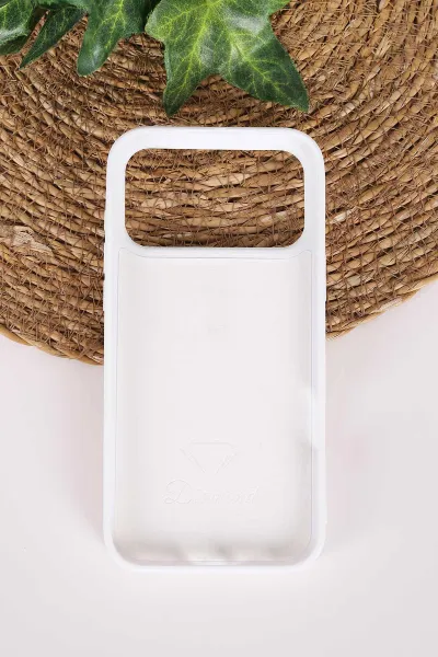Beyaz TeknoCase İPhone 17 Pro Max Uyumlu Nelly Diamond Serisi Taşlı Lens Hediyeli Sert Silikon Telefon Kılıfı 480973