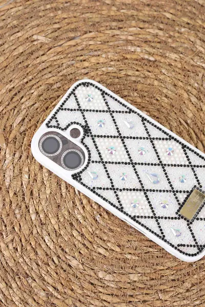 Beyaz TeknoCase İPhone 17 Uyumlu Dlr Diamond Case Serisi Lens Hediyeli Premium Sert Silikon Telefon Kılıfı 430400