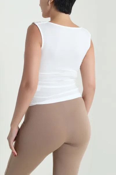 Beyaz Tokalı Sandy Kadın Bluz 477721