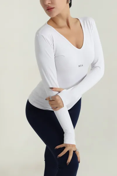 beyaz-v-yaka-baskili-oysho-kadin-bluz-406734