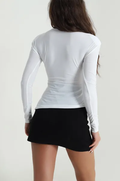 Beyaz Vatkalı Tokalı Sandy Kadın Bluz 484960