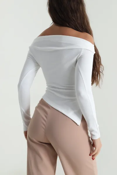 Beyaz Yanı Yırtmaçlı Modal Kadın Bluz 492827