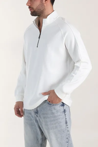 Beyaz Yarım Fermuarlı Dik Yaka Erkek Sweatshirt 404803